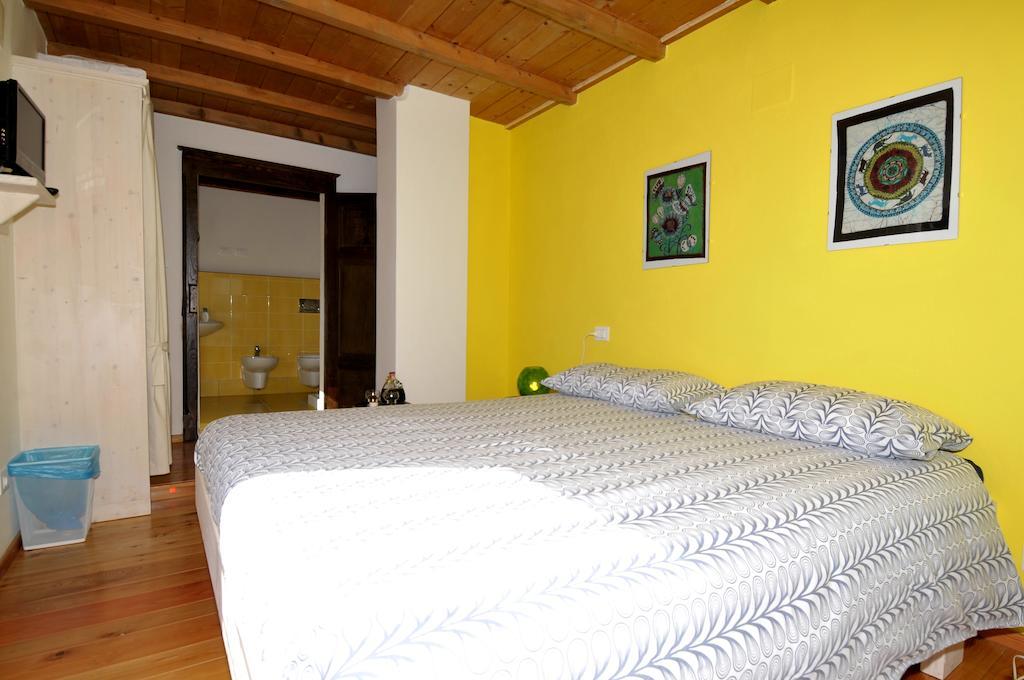 B&B Borgo Massovrana Castel di Casio Chambre photo