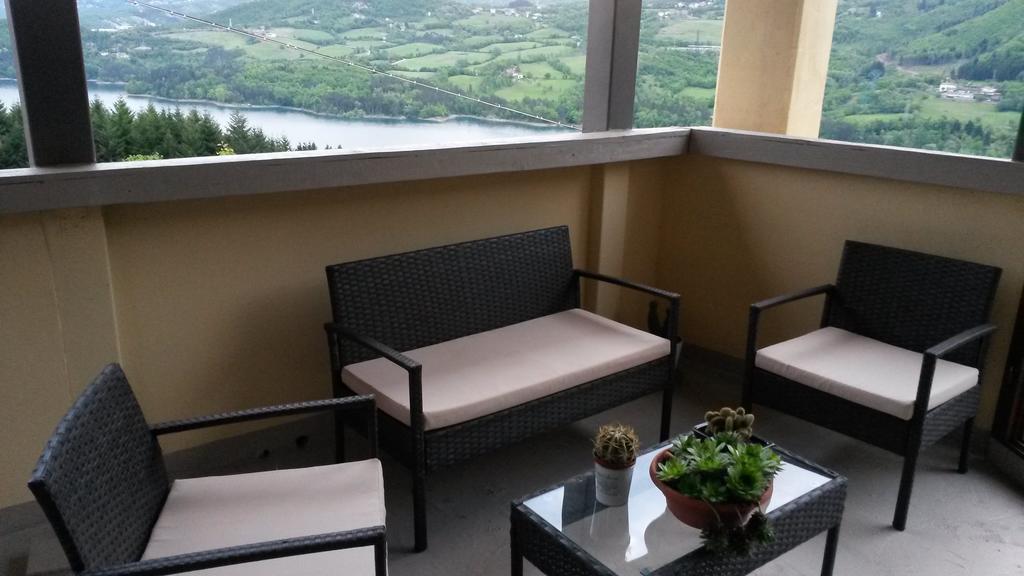 B&B Borgo Massovrana Castel di Casio Extérieur photo